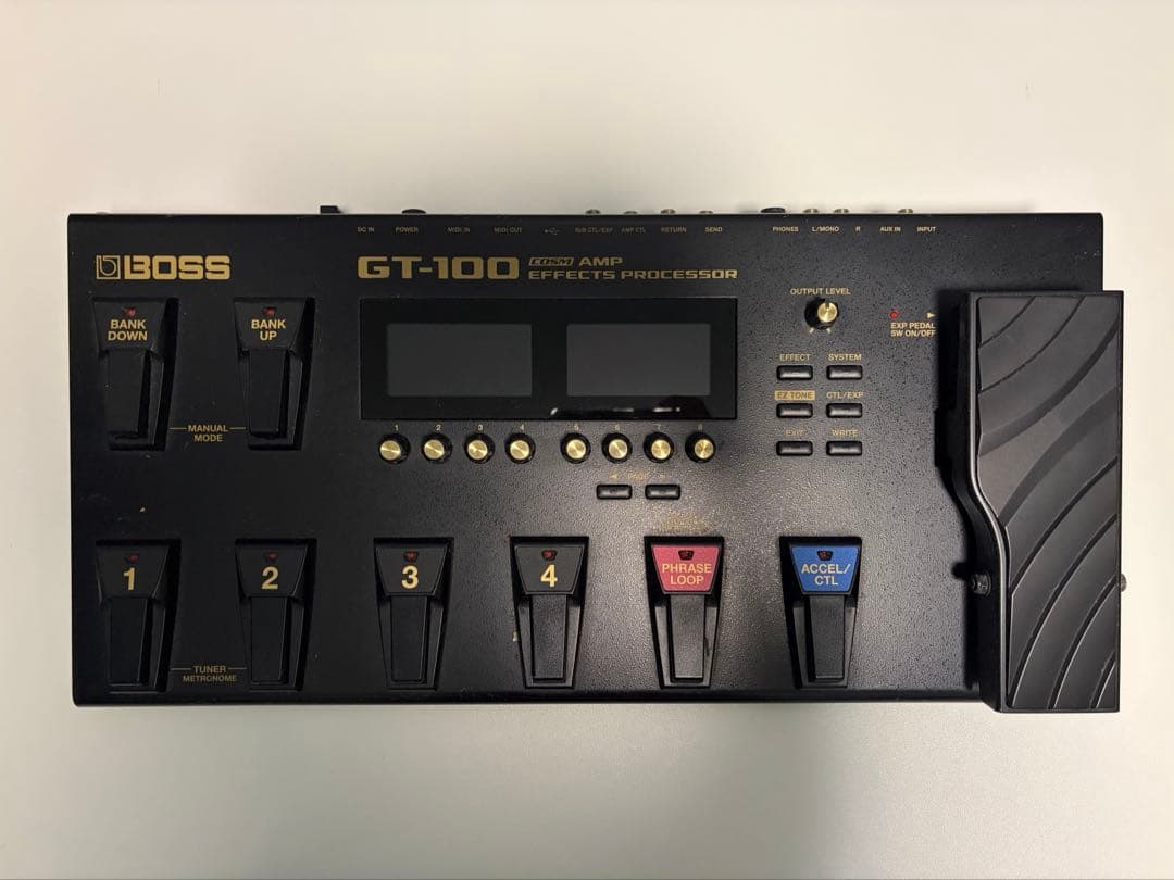 BOSS GT100 マルチエフェクター