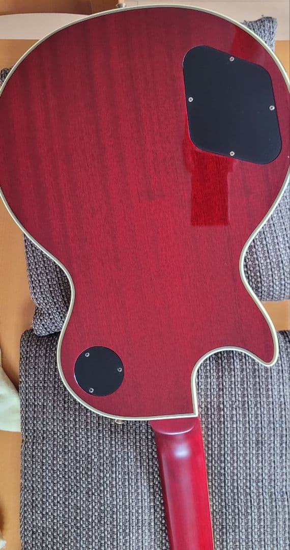 ギター Epiphone PROPHECY PLUS LES PAUL CUSTOM