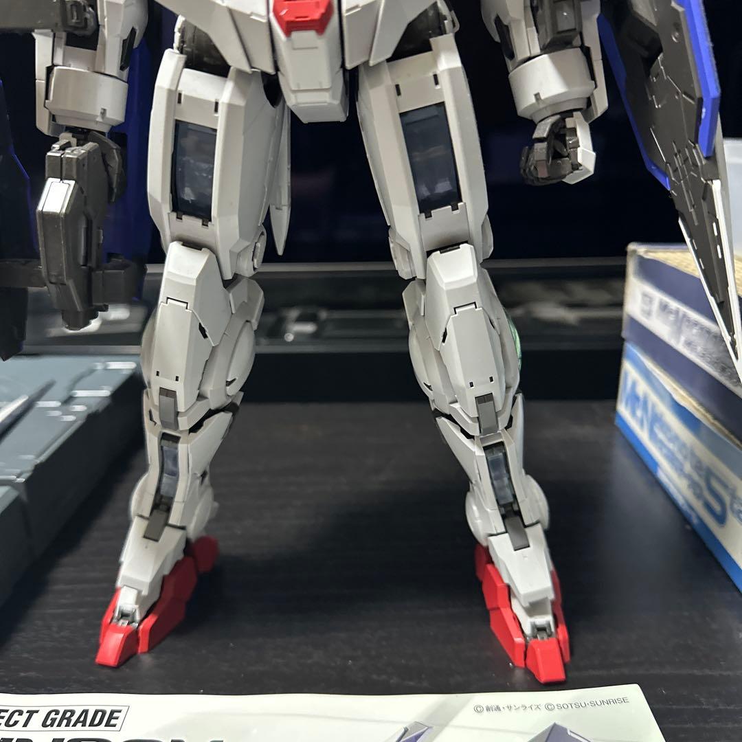 黒*舌様 PG 1/60 ガンダムエクシア ガンプラ 完成品未塗装