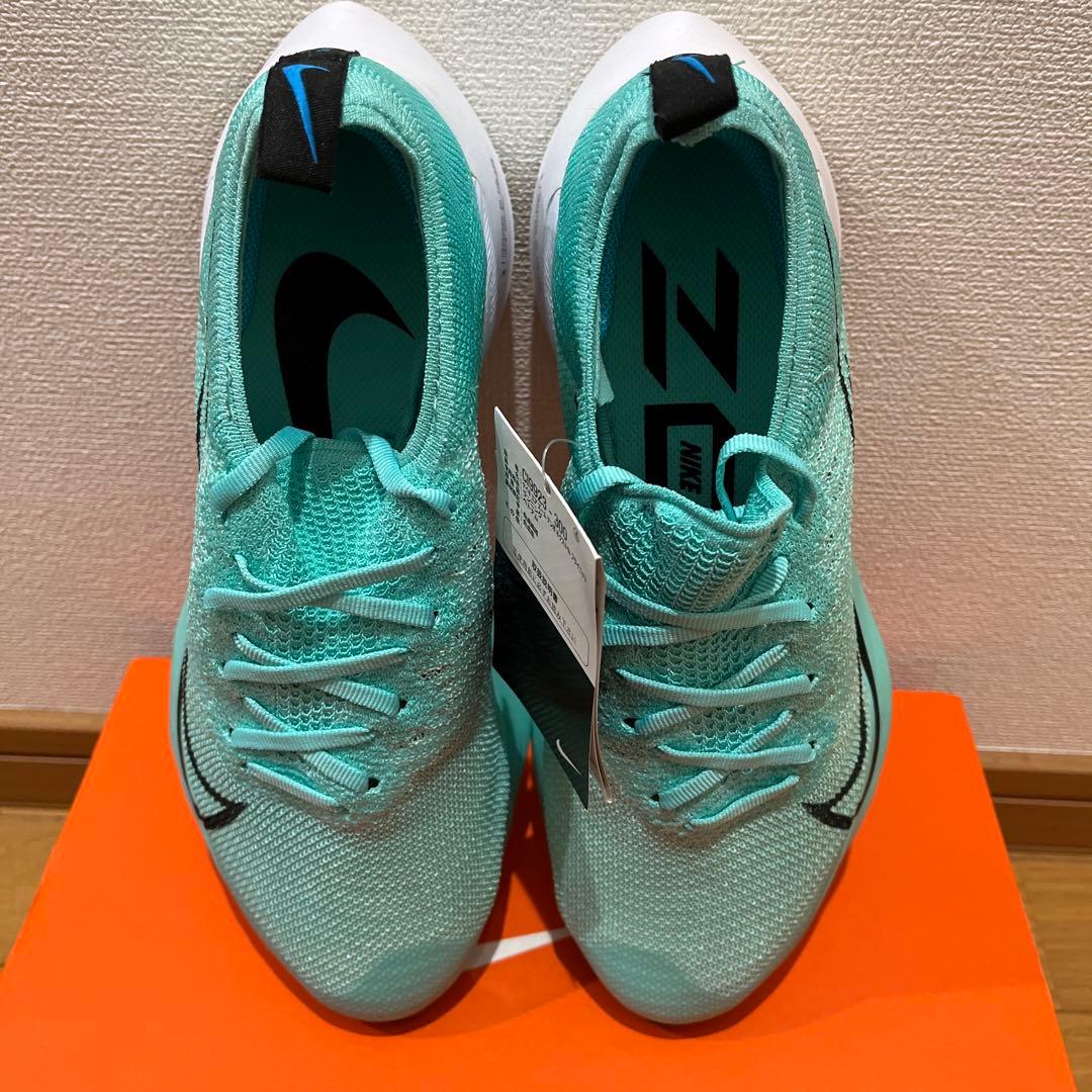 エア ズーム テンポ ネクスト% フライニット　27.5センチ 新品未使用品。