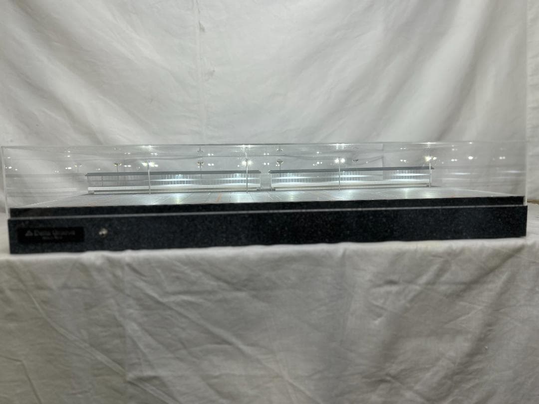 空港ジオラマ模型　DeltaGroove 1514　terminal　1/400