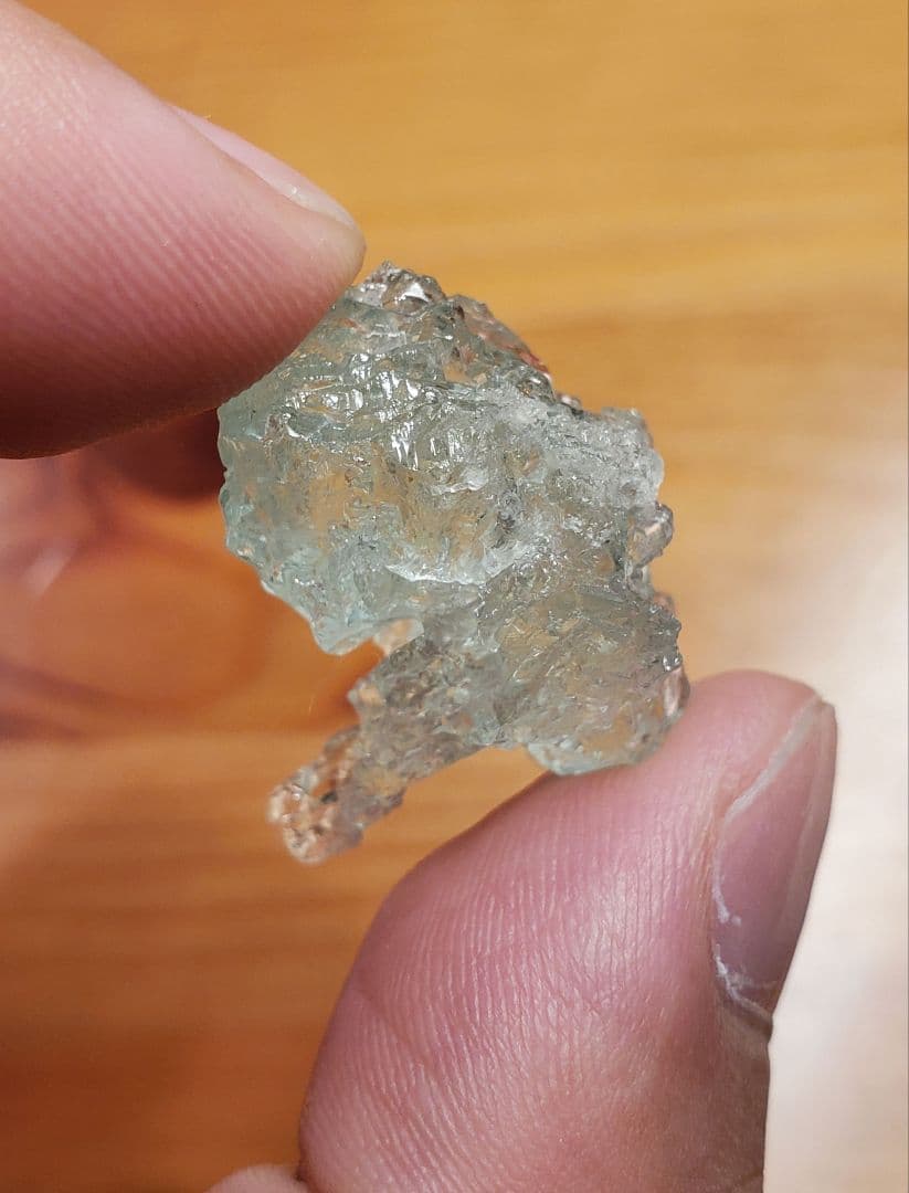 アクアマリン　原石