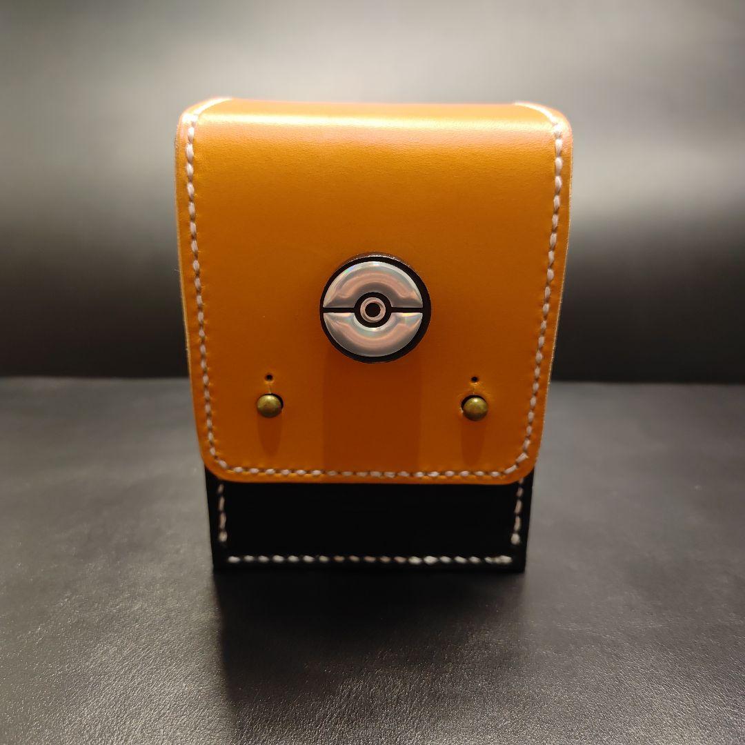 【本革使用】ハンドメイドデッキケース　蓋部栃木レザー　ポケモンアクセサリー付き