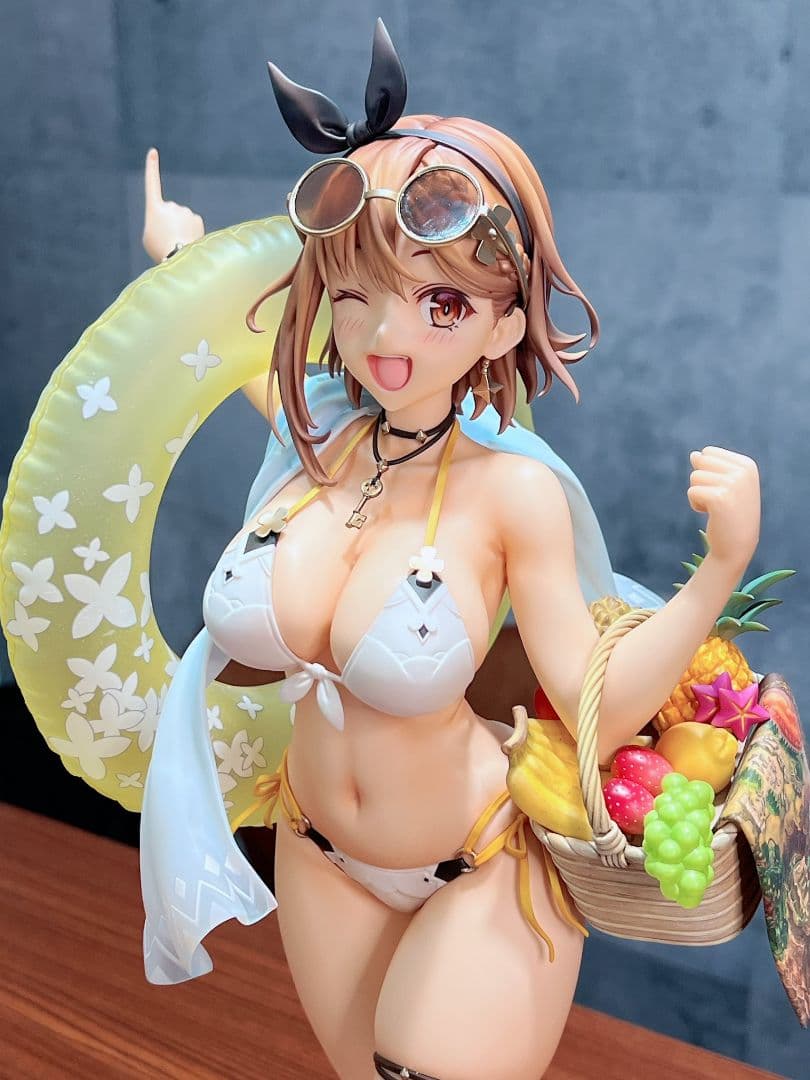 【新品未開封】 ライザリン・シュタウト 水着Ver.1/4 フィギュア