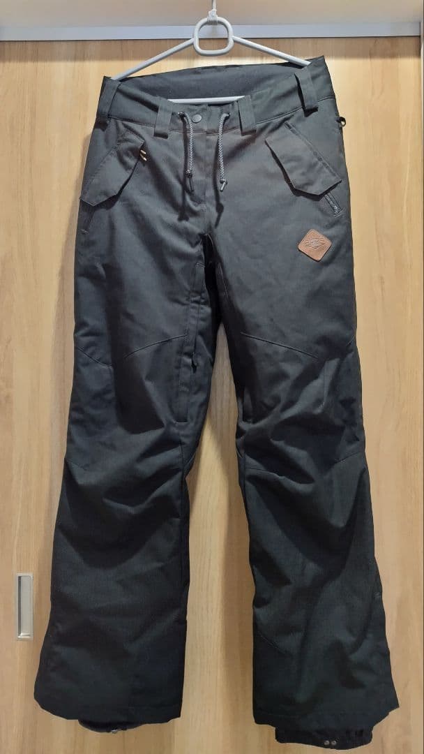 ＊未使用＊リップカール　ボードパンツ　レディースMサイズ