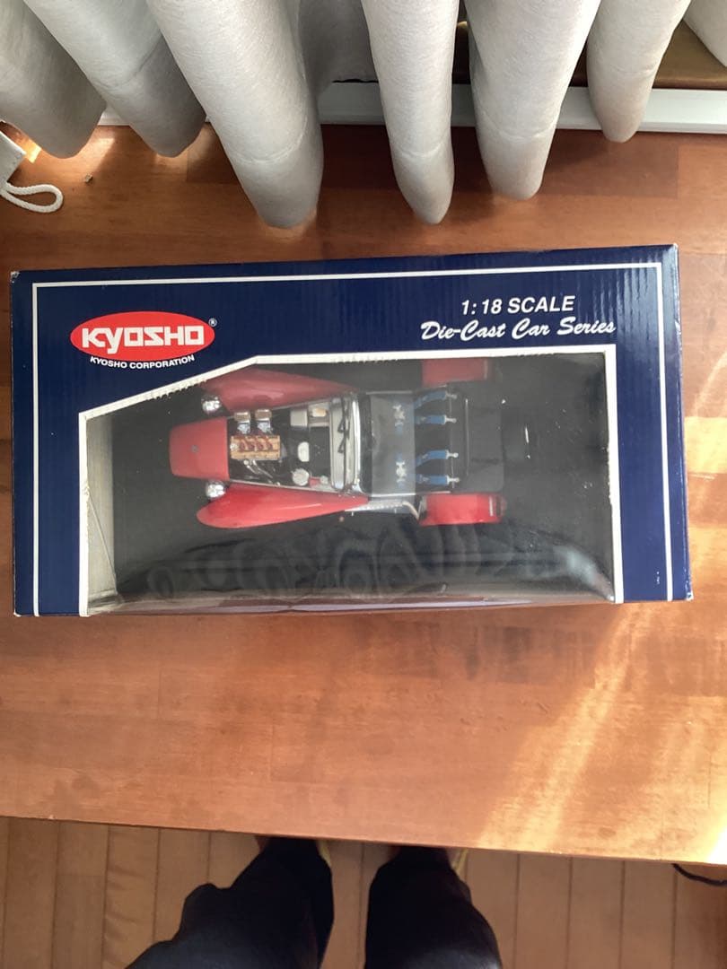 京商製クラッシックカー1//18 1/43 カラビナ付きのキーホルダー