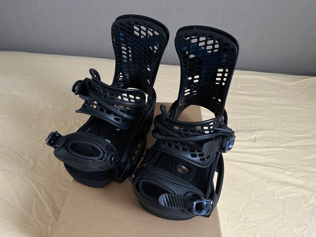 【A810】バートン　ジャネシスEST Mサイズ