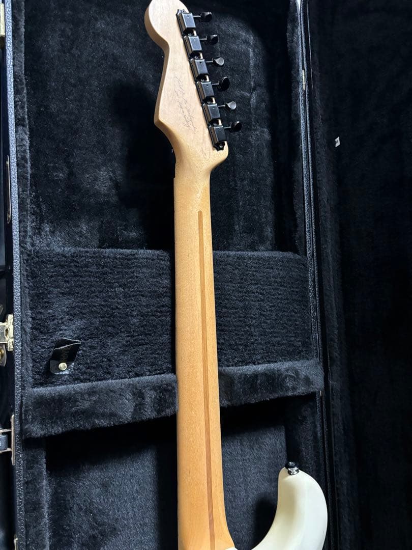 Art Tech ストラトキャスター