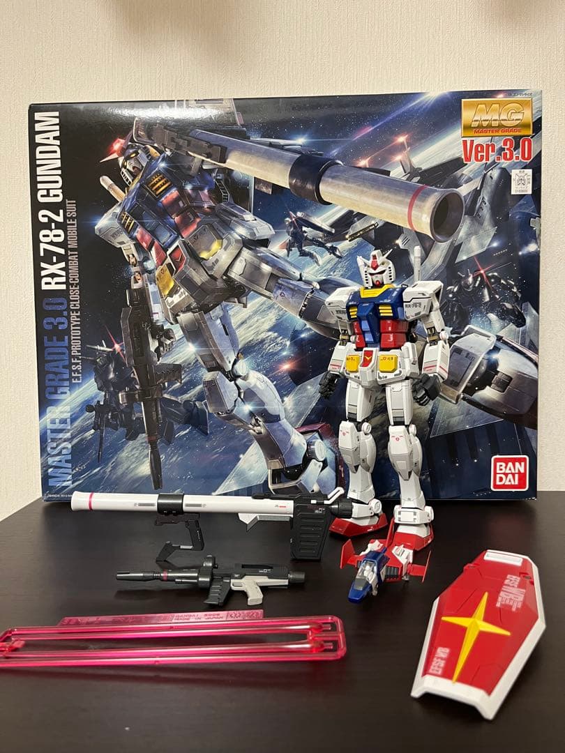 MG RX-78-2 ガンダム 1/100 部分塗装完成品