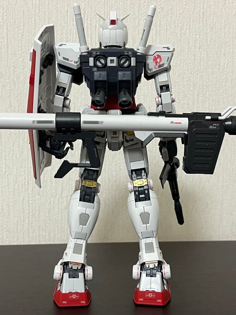 MG RX-78-2 ガンダム 1/100 部分塗装完成品