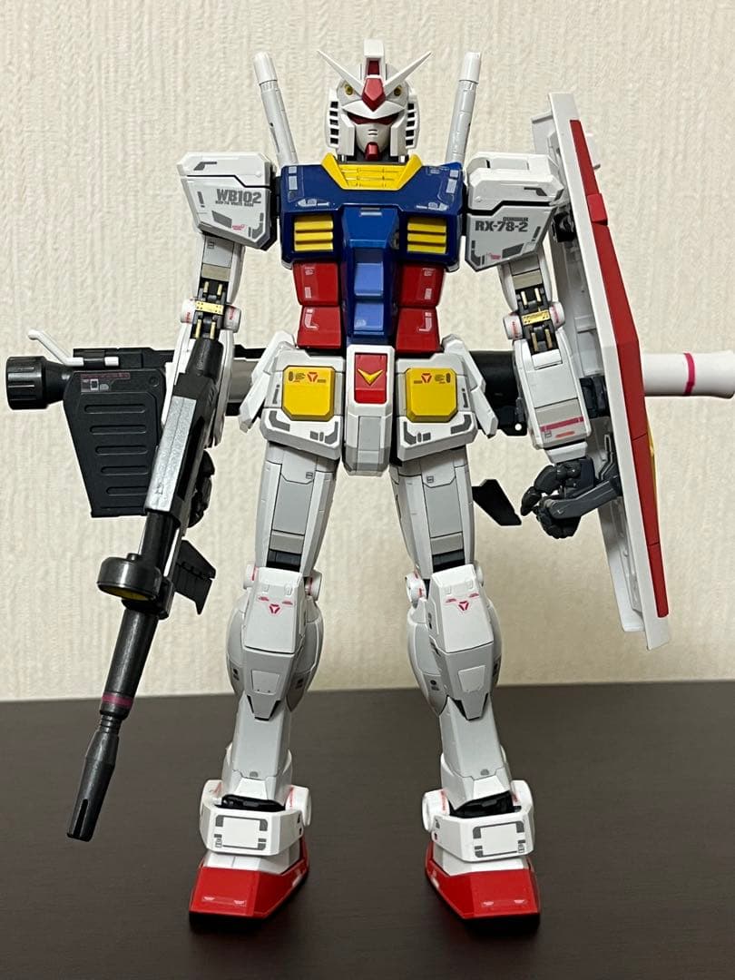 MG RX-78-2 ガンダム 1/100 部分塗装完成品