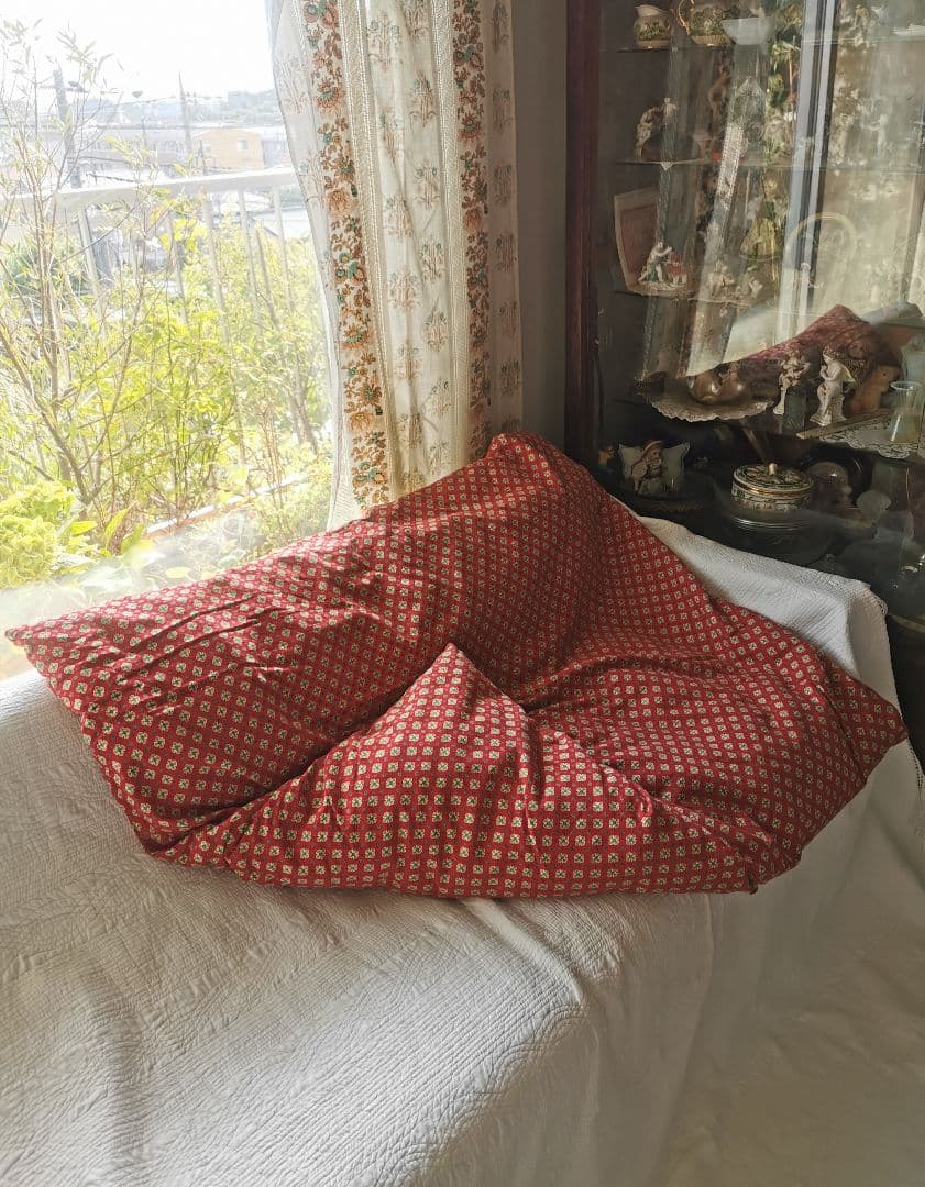 アンティークフランス 南仏プロヴァンス 羽毛フェザー/ダウン 花柄キルト 赤緑黄