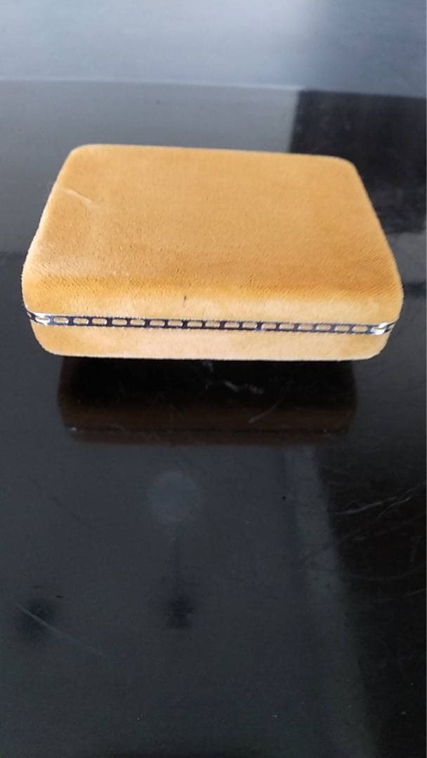 琥珀ブローチ　宝石　天然琥珀パワーストーン　ジュエリー　琥珀