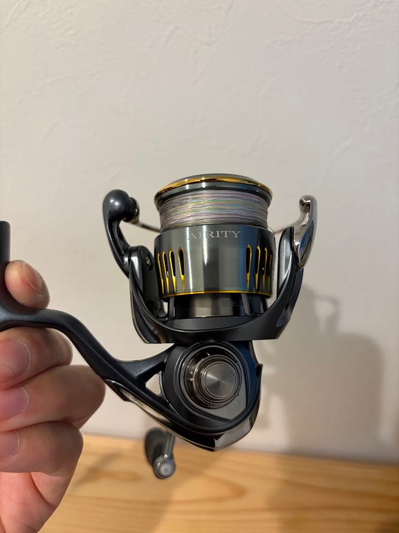 【美品】ダイワ 23エアリティ SF2500SS PEライン付 即使用可