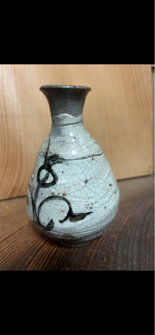 古い鶏龍山徳利(付属品　二重箱)