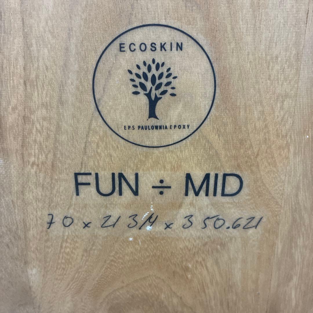 FUN MID サーフボード 70 x 21 3/4 x 3 5/8