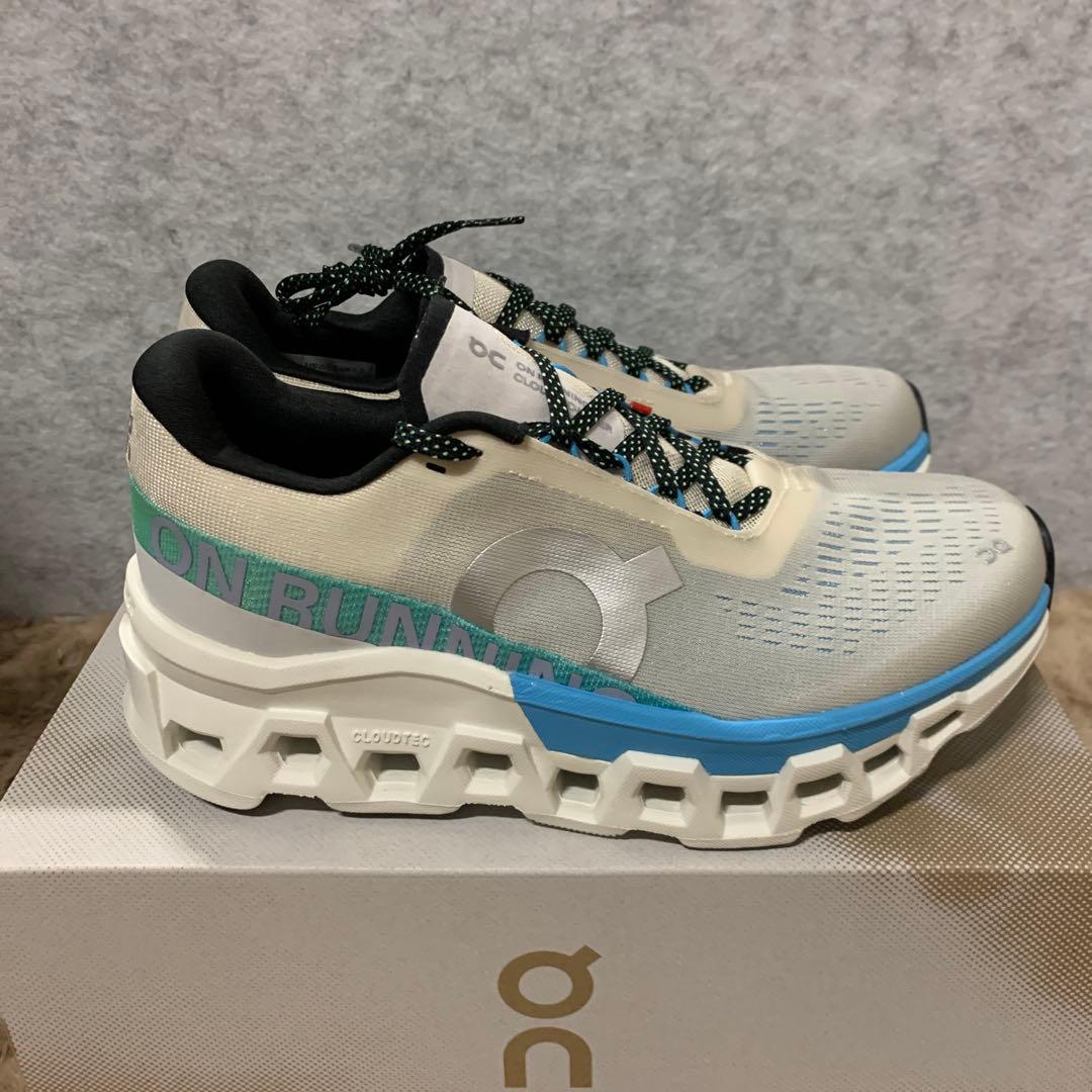 J2853 [オン] ランニングシューズ Cloudmonster 2