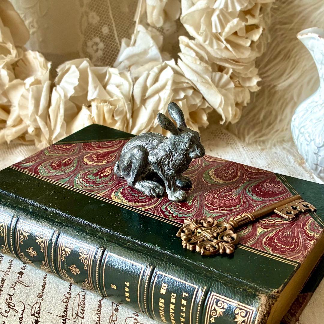 19世紀うさぎフィギュア　オブジェ　ペーパーウェイト　フランスアンティーク