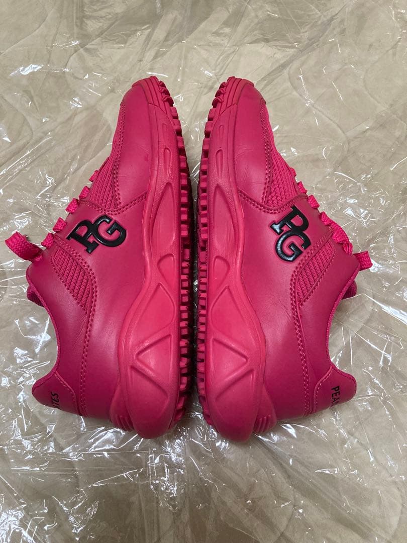 美品　パーリーゲイツ　ゴルフシューズ　レディース23センチ　スパイクレス　ピンク