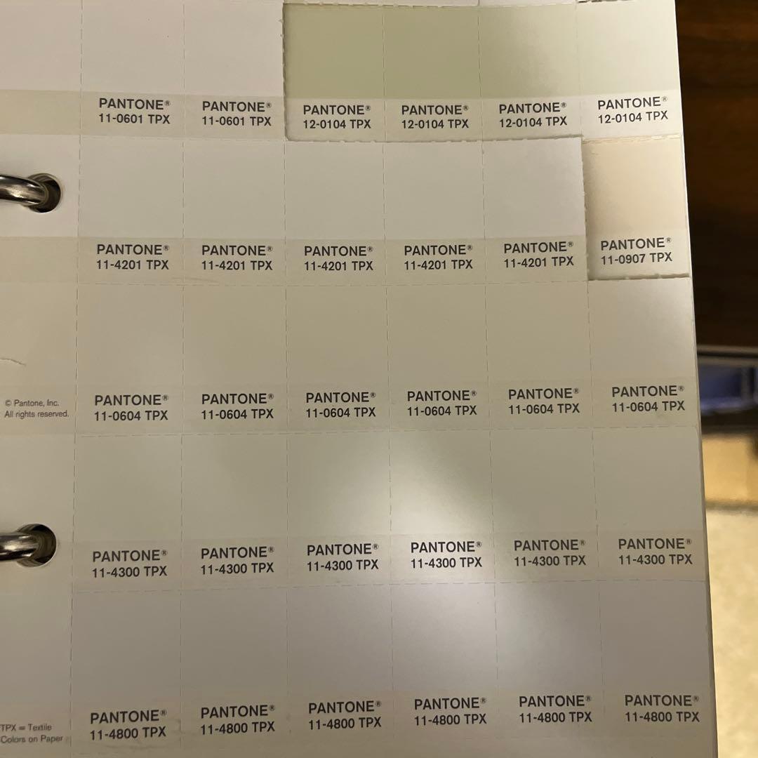 【37v】PANTONE for fashion and 