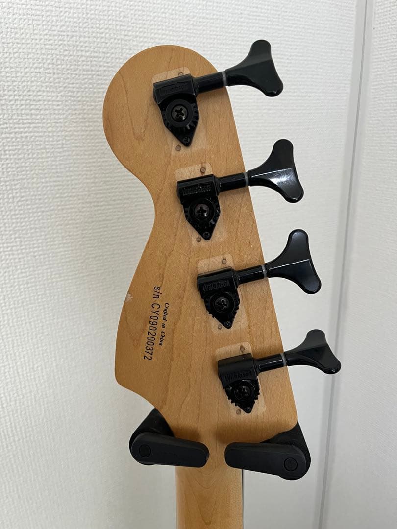 ベース Squier by Fender Affinity Precision Bass