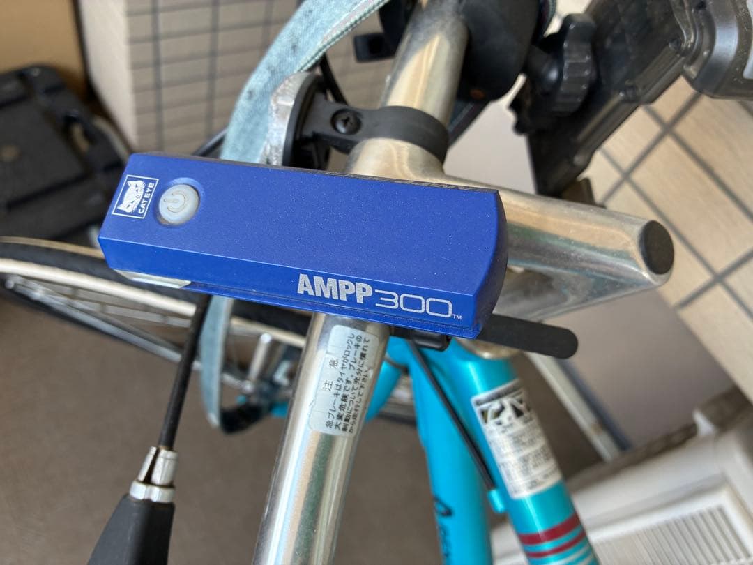 RENAULT クロスバイク AMPP300 ライト付き