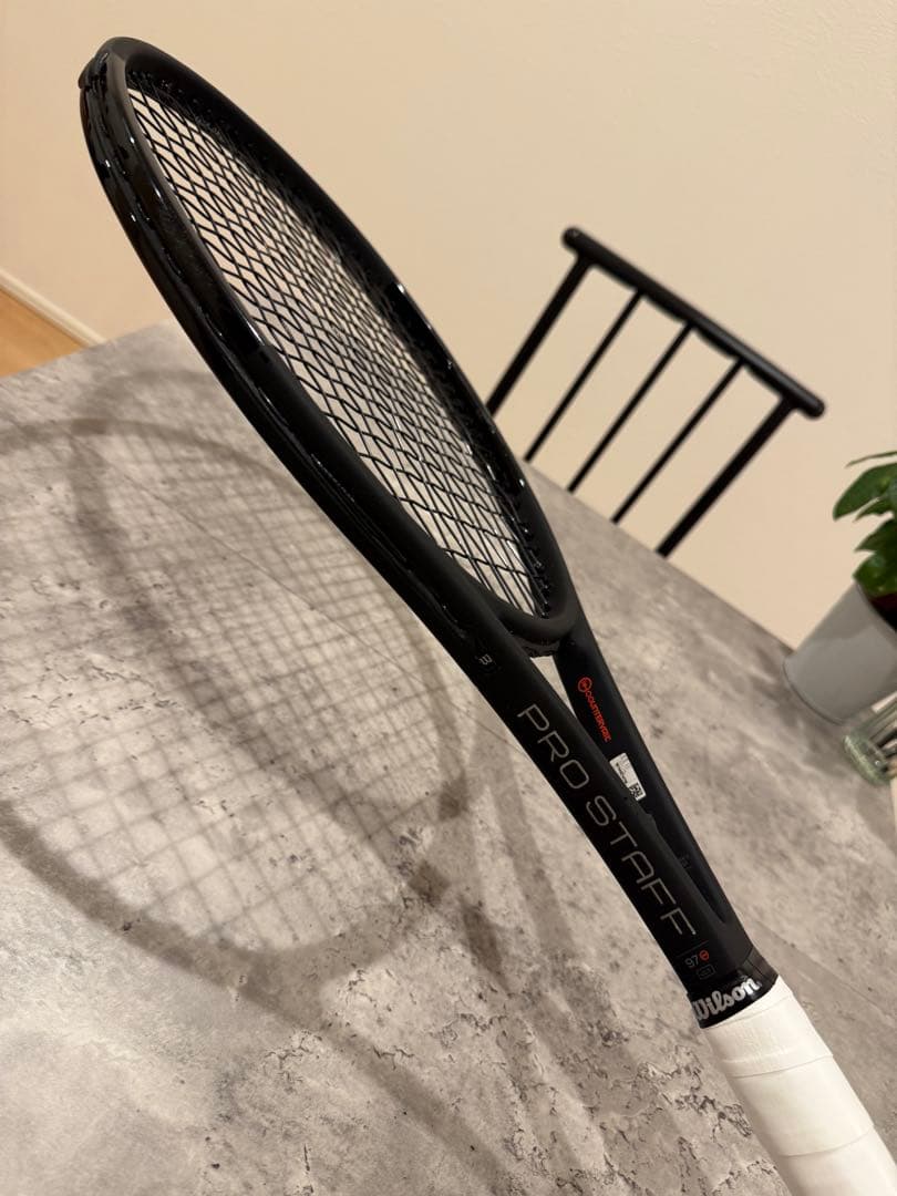 Wilson Pro Staff RFテニスラケット