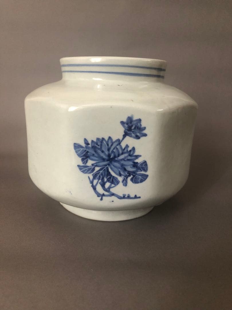 朝鮮古美術 李朝白磁 染付草文 八角面取壷