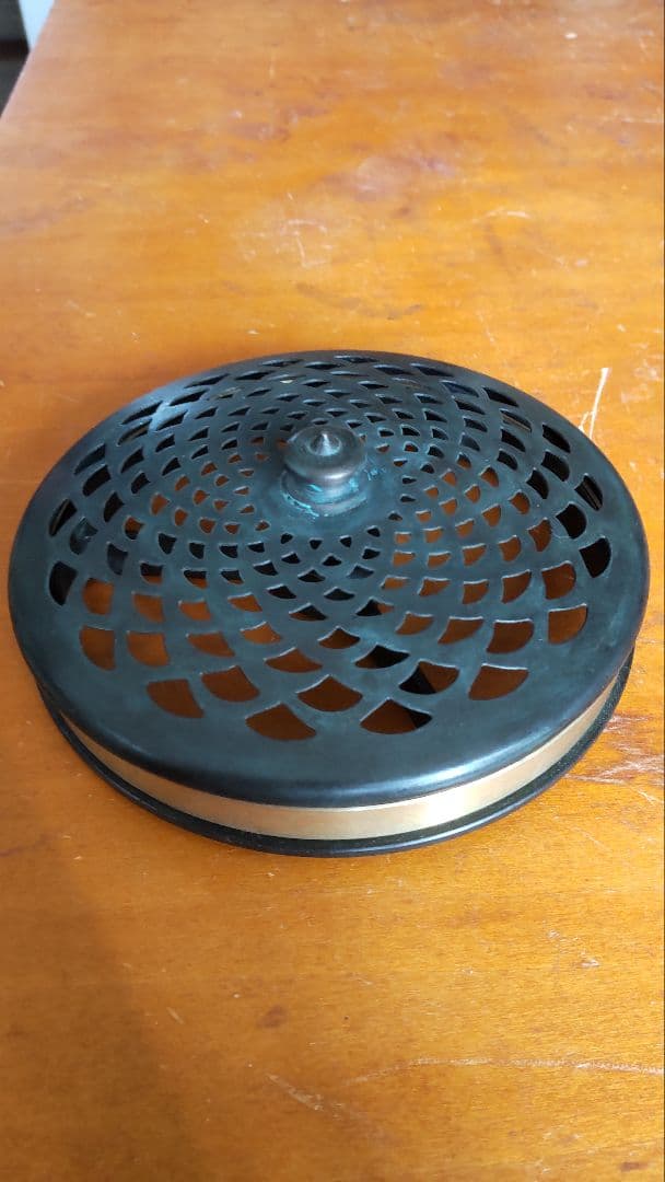 ステンドグラス4Kキャップセット 直径約114mm　未使用