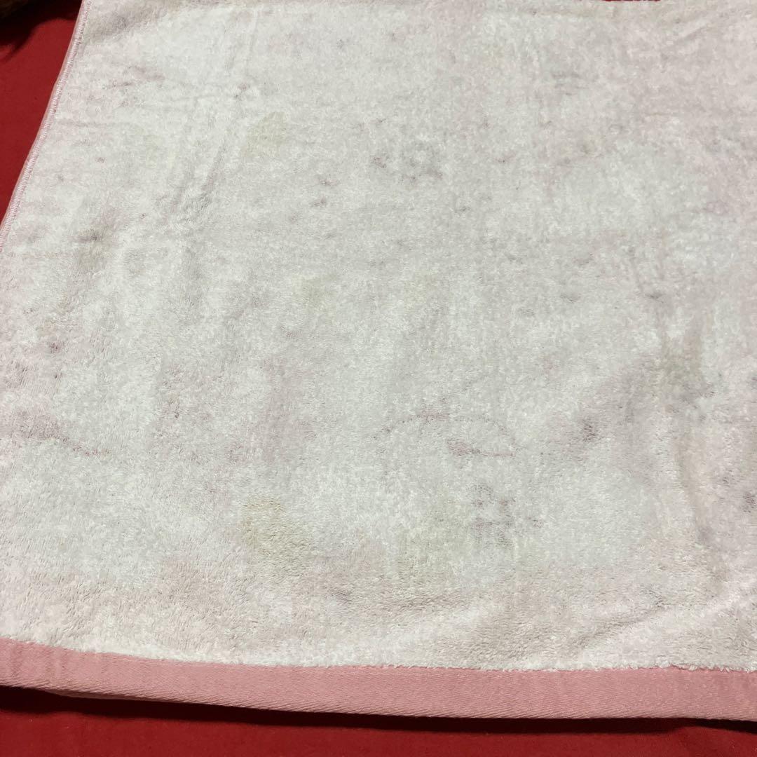 ピンクハウス　バスタオル ウサギとイチゴ柄　ラビット　ギンガム　チェック