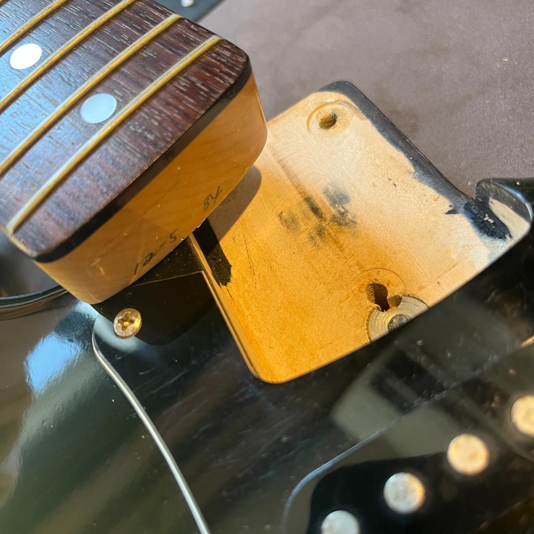 Squier CST-30 SQシリアル 1984年製 ストラトキャスター