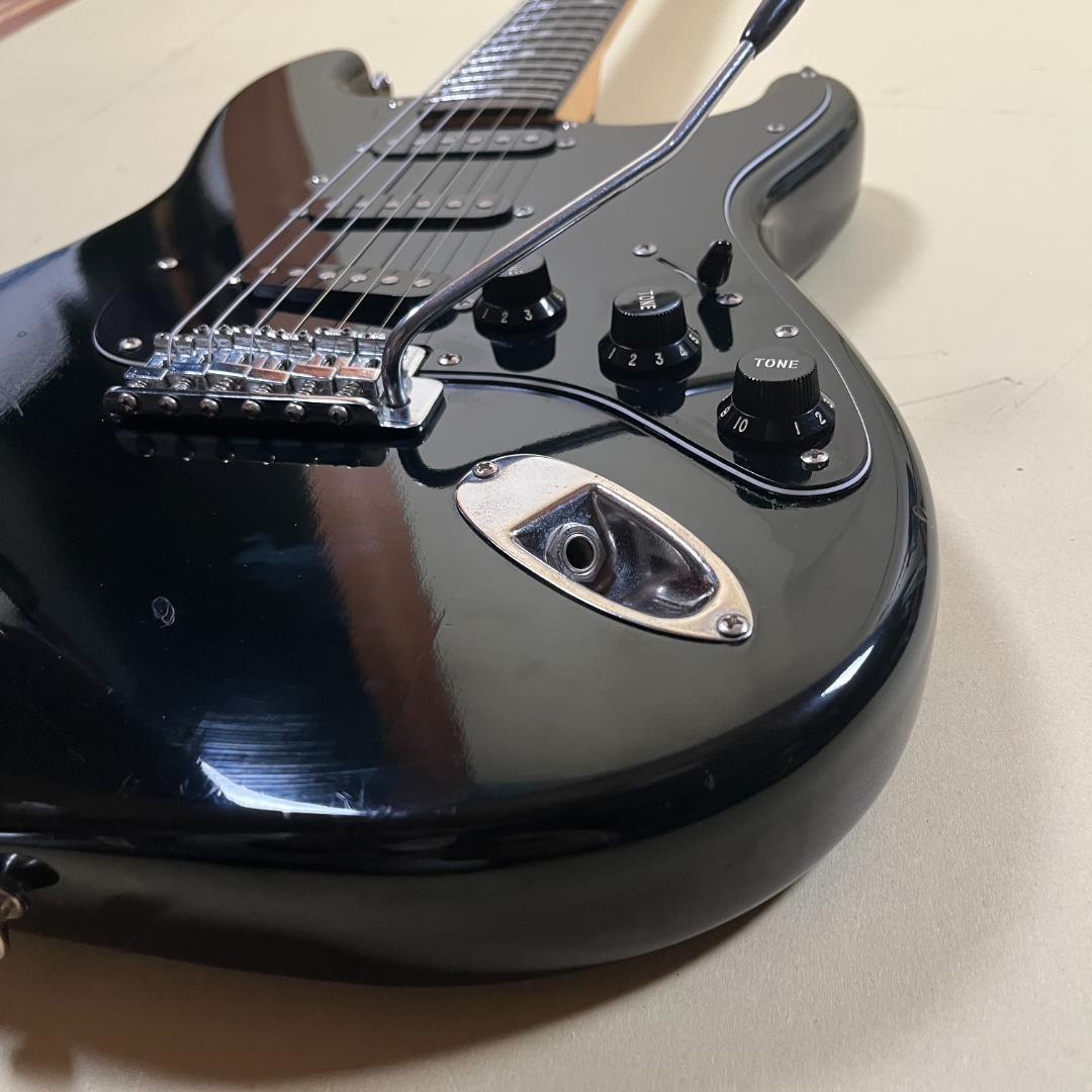 Squier CST-30 SQシリアル 1984年製 ストラトキャスター