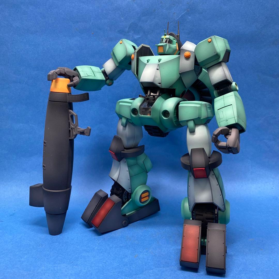 バンダイ　R3 ウォーカーギャリア　プラモデル完成品