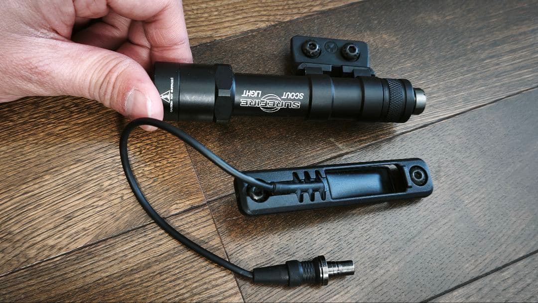 SUREFIRE テープスイッチ オフセット マウントセット