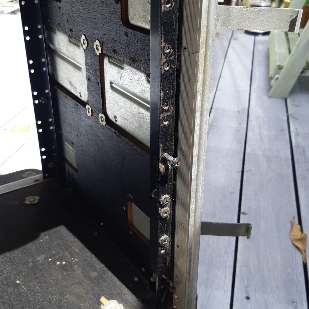 8Uラック(キャスター付き)