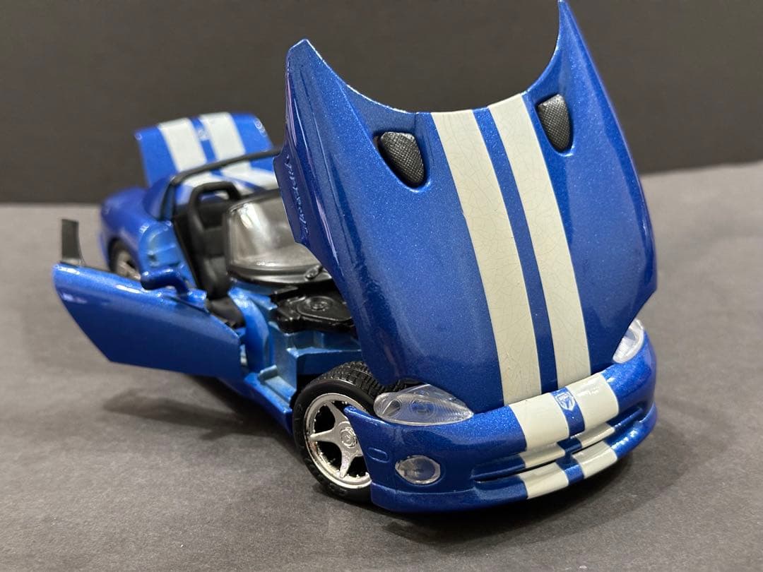 ダッチ　バイパー　1/24マイスト ダイキャスト