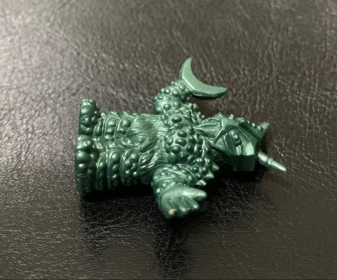 ウルトラ怪獣消しゴム　巨大ヤプール（グリーンメタリック）ポピー　希少　昭和レトロ