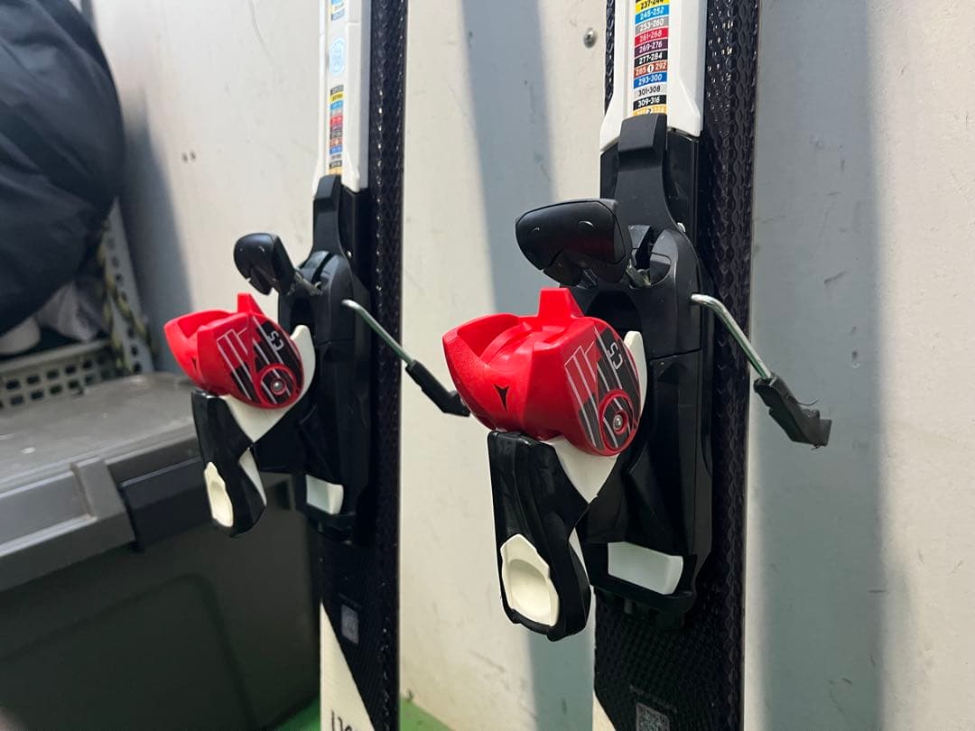 【送料無料】ATOMIC REDSTER JX レッドスタースキー板 140cm