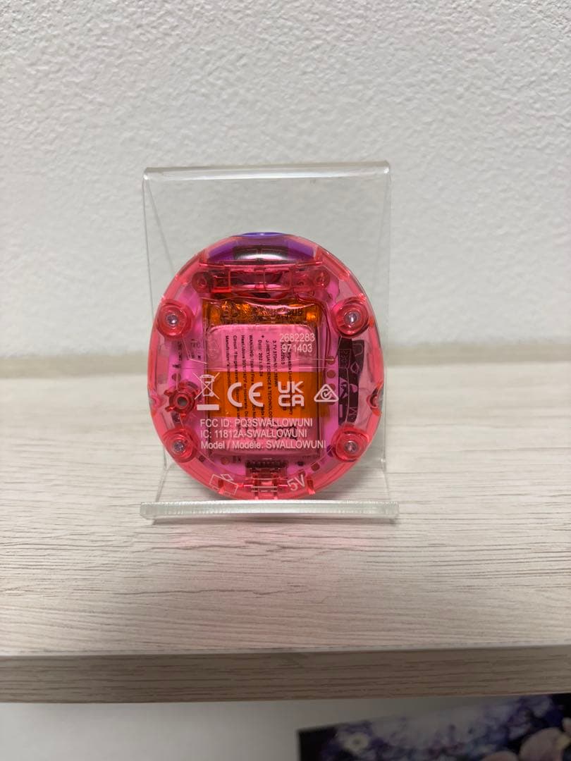 【ほぼ未使用】たまごっちユニ　カスタム　ケース、たまバース付き