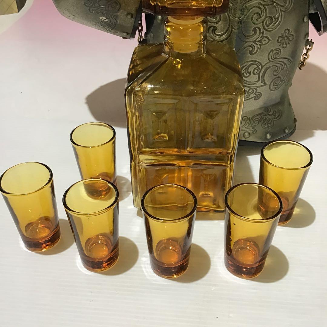 レア ニッカウヰスキー￼ 甲冑騎士、ウイスキーグラスボトル ￼￼