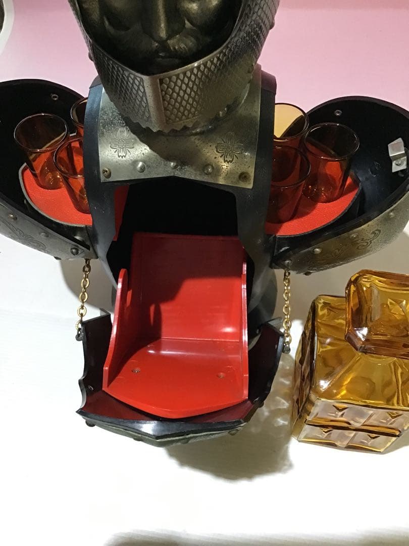 レア ニッカウヰスキー￼ 甲冑騎士、ウイスキーグラスボトル ￼￼