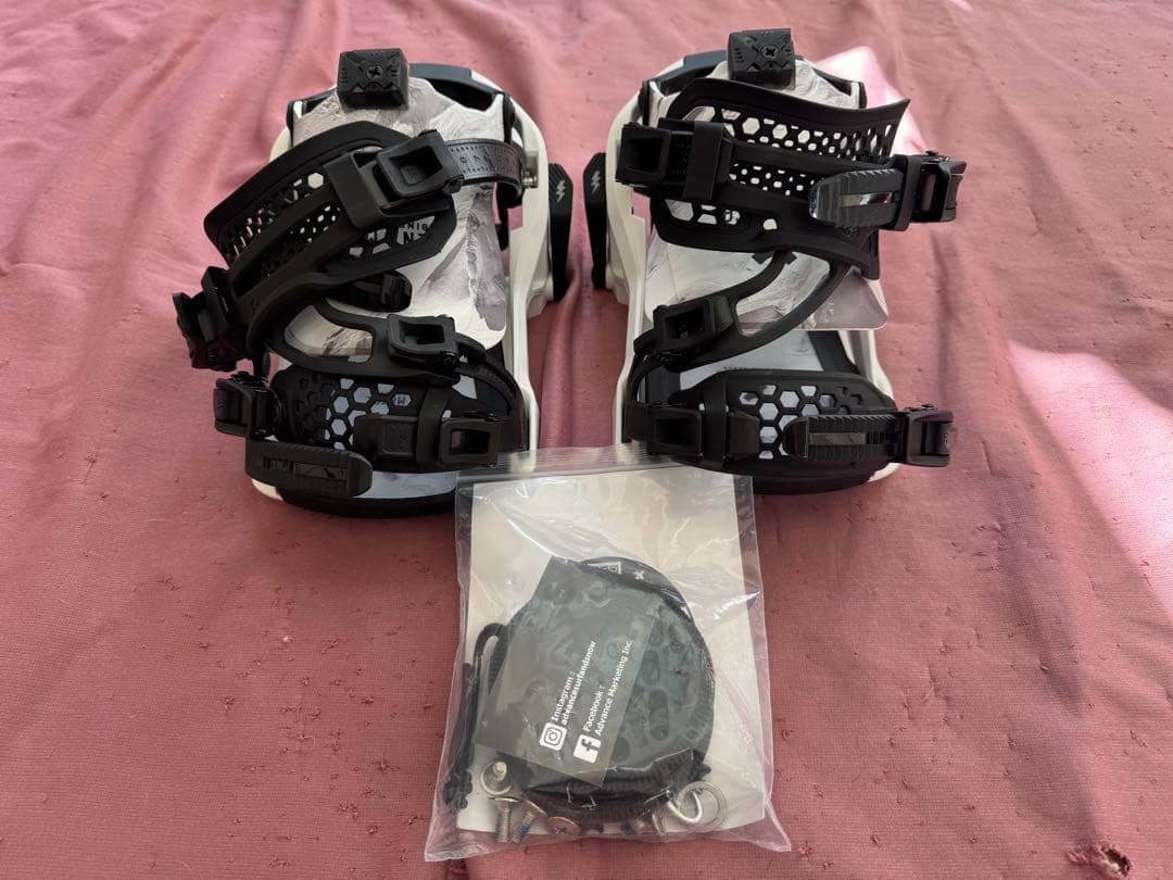 BENT L SUPERMATIC ビンディング ホワイト/ブラック