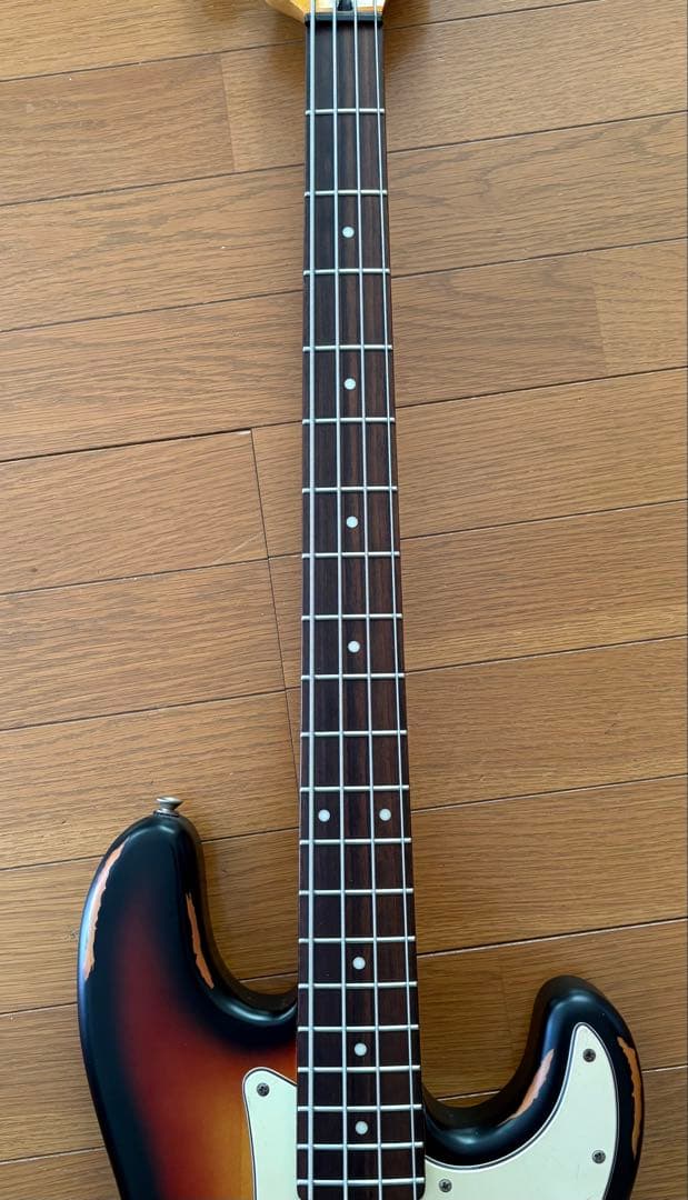 Vintage ICON Series V4 レリック使用