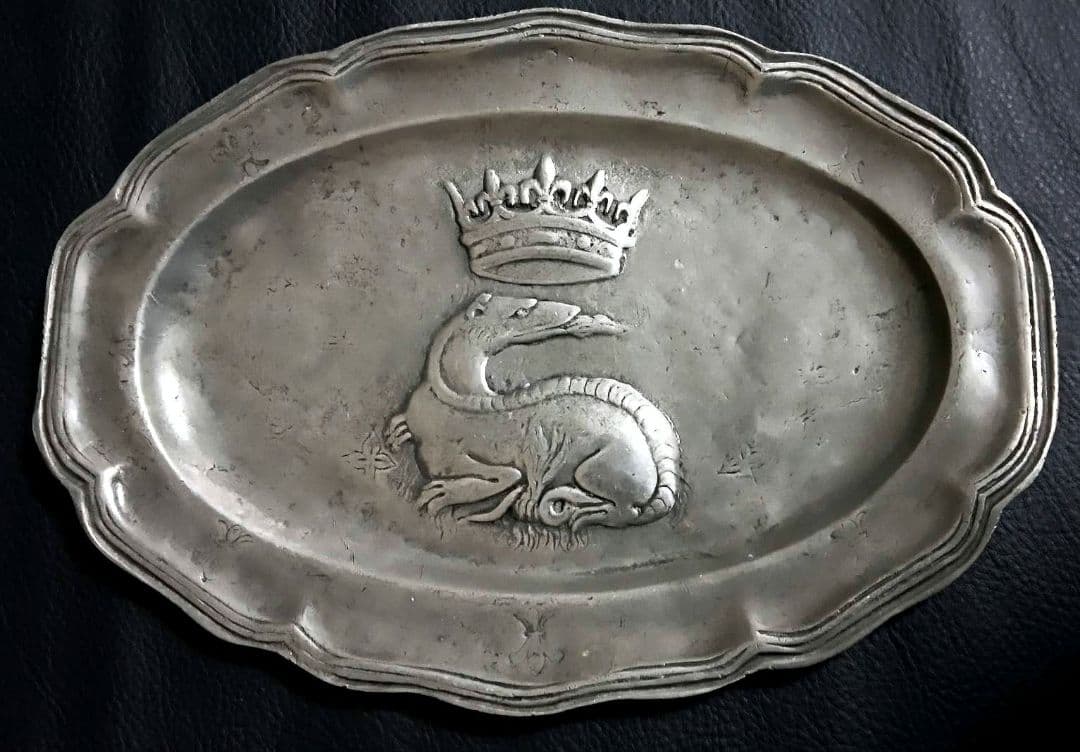 フランスアンティーク　ピューター 花リムプレート　王冠　百合紋章