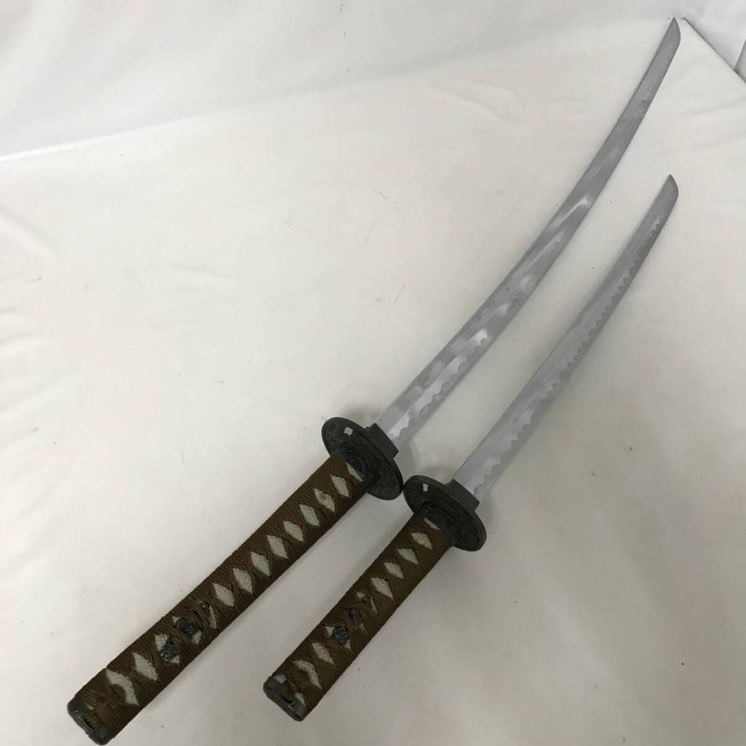 時代物 刀 日本刀 模造刀 大小一組 全長約100/66㎝ 龍目貫 玉龍模様鍔