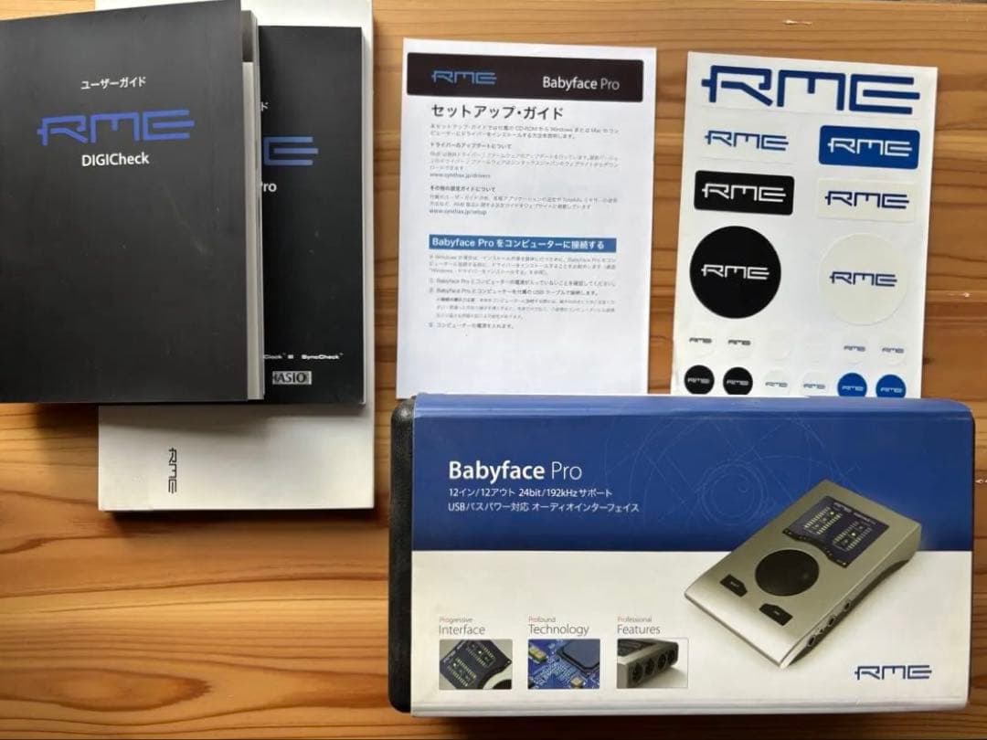 RME BABYFACE PRO K&M23250（台座）付属