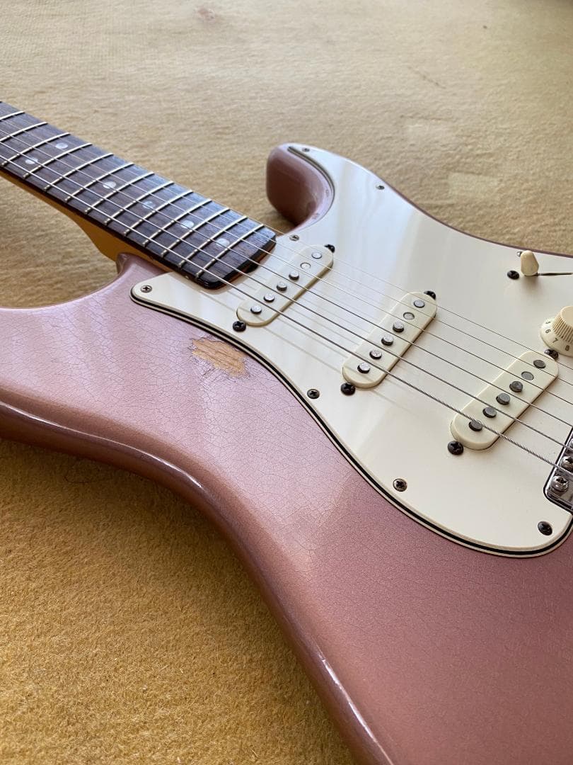 Fender New American Vintage 1965ストラト