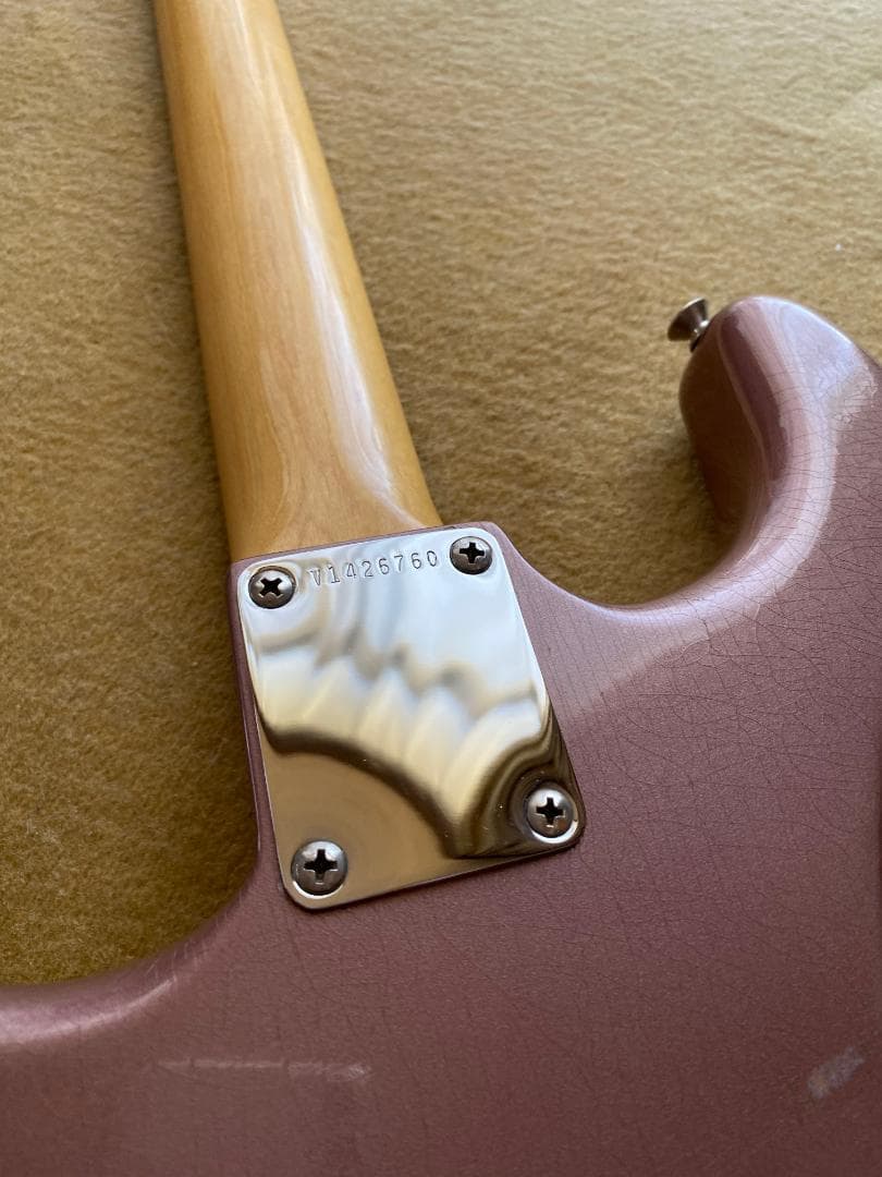 Fender New American Vintage 1965ストラト