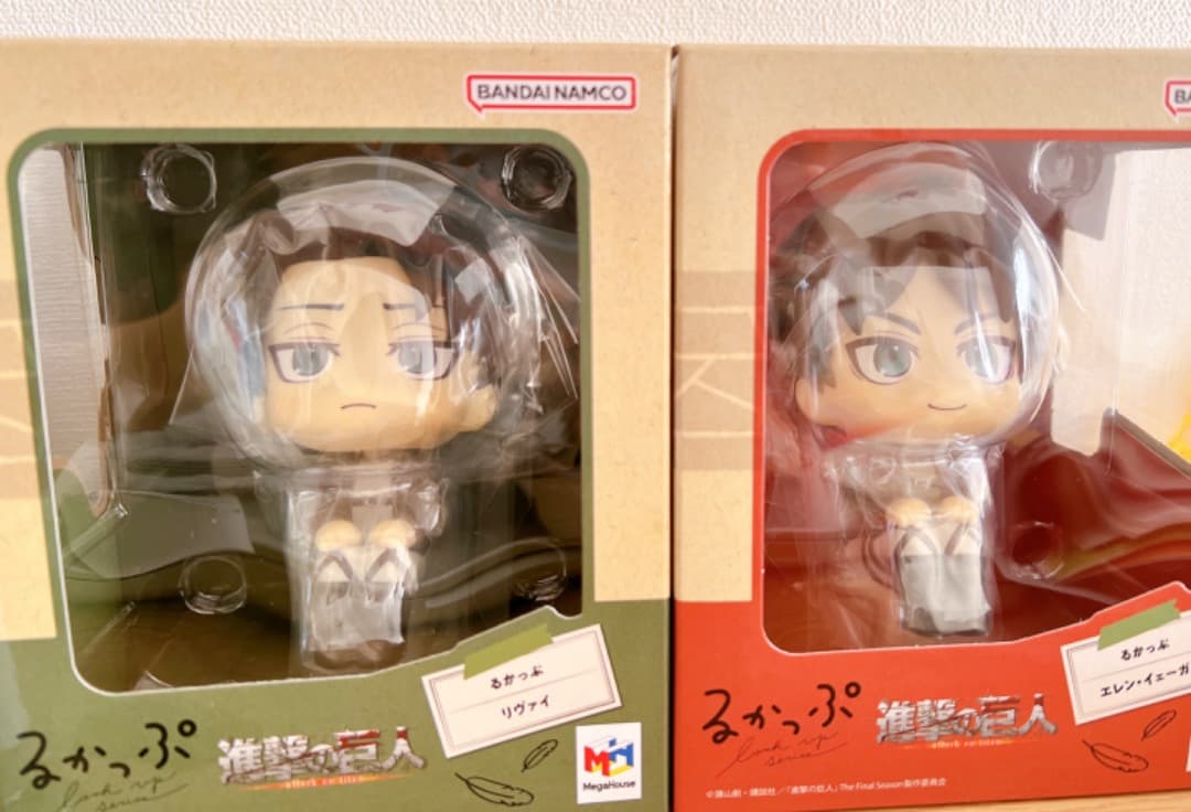 進撃の巨人　リヴァイ　エレン　るかっぷ 2個セット