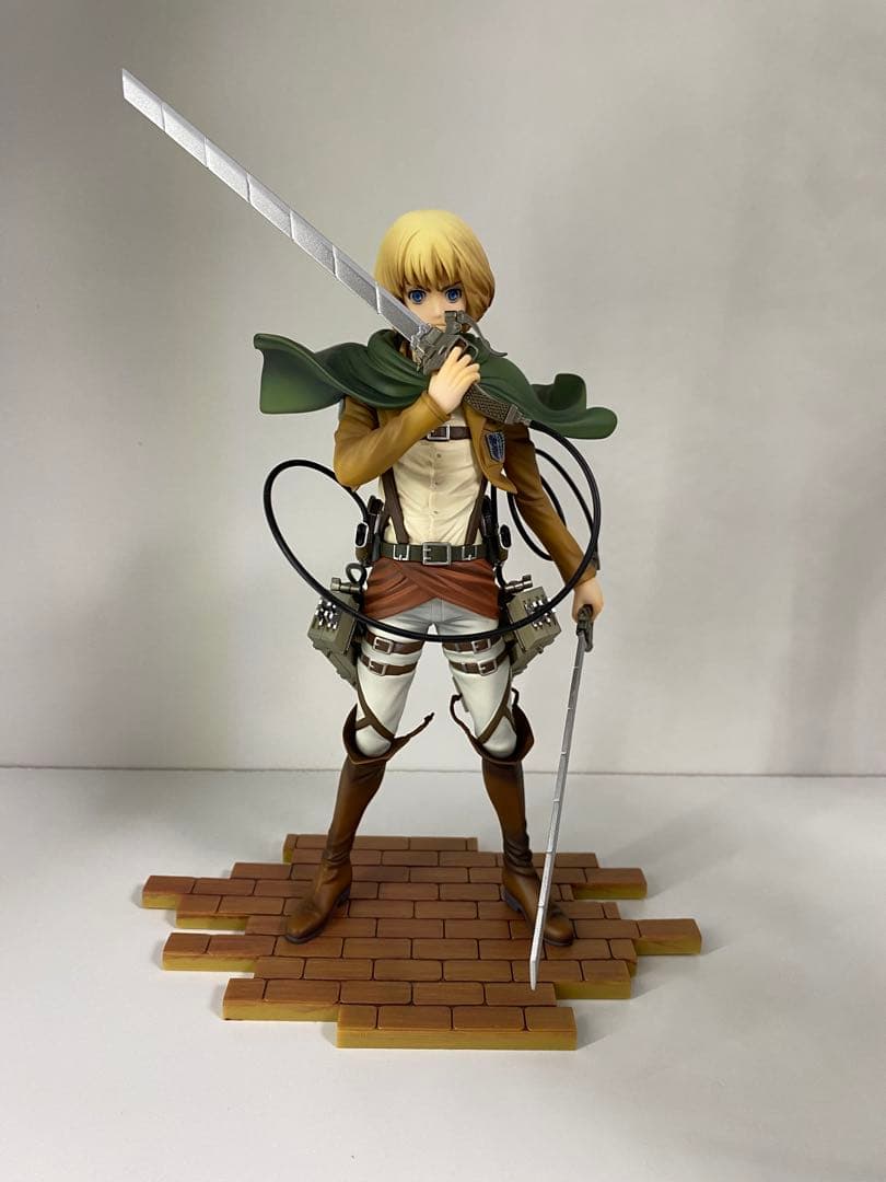 BRAVE-ACT 進撃の巨人 1/8 エルヴィン アルミン フィギュア